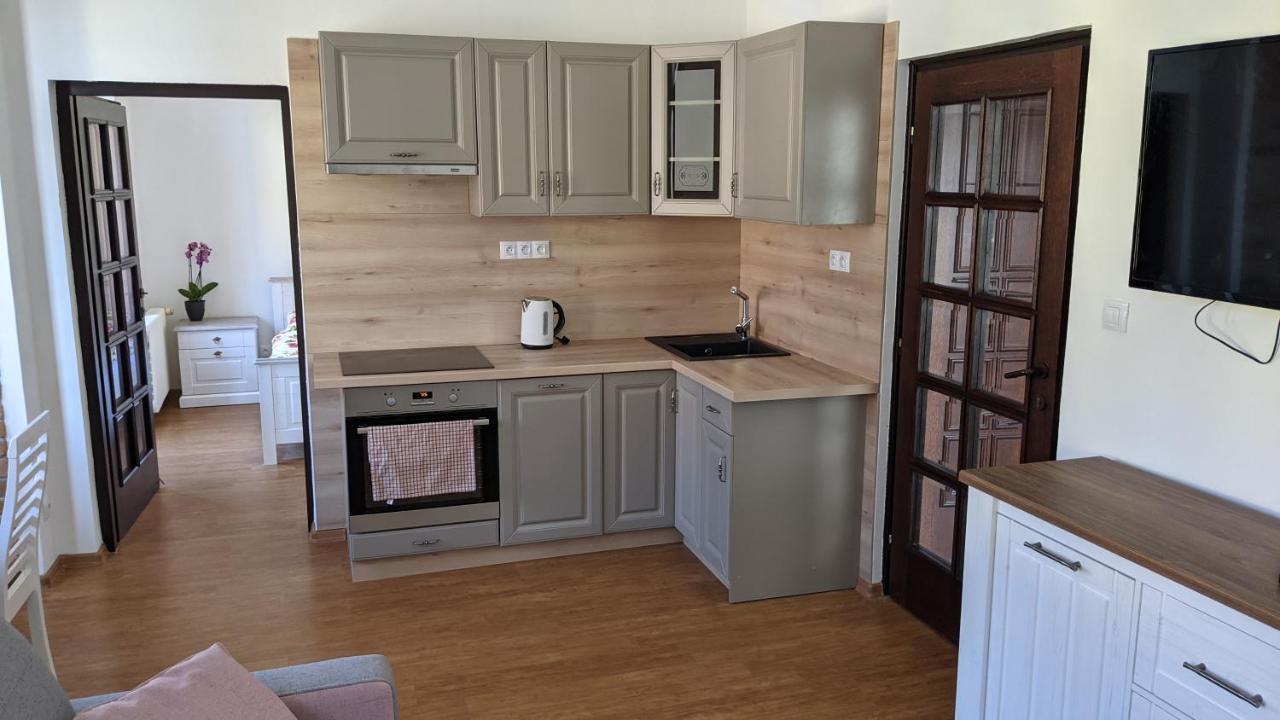 Apartmany Nejdek Ngoại thất bức ảnh